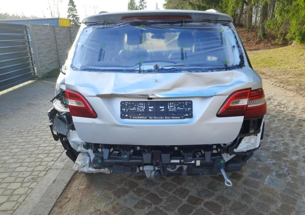 Mercedes-Benz ML cena 27900 przebieg: 98450, rok produkcji 2014 z Giżycko małe 466